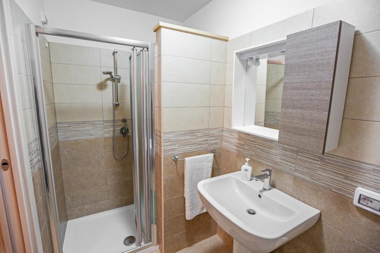 B&B Acquachiara โรเชลลา ยอนีกา ภายนอก รูปภาพ
